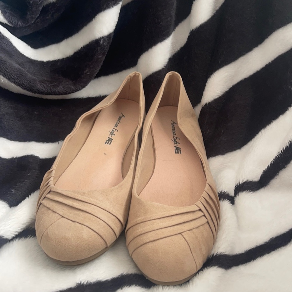 Beige sandals Size: 8.5